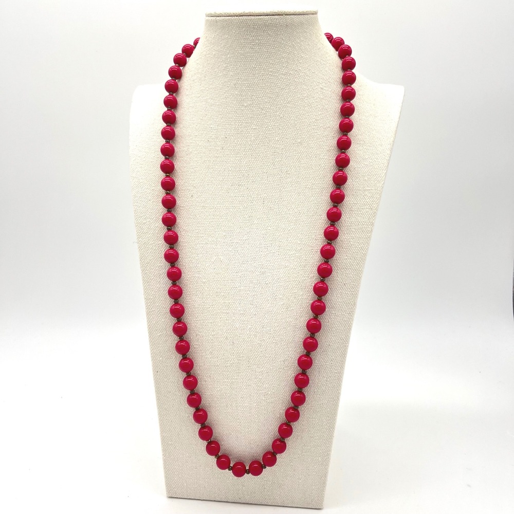 Vintage Dark Pink and Gold Tone‎ Lucite Beaded Necklace Costume Jewelry